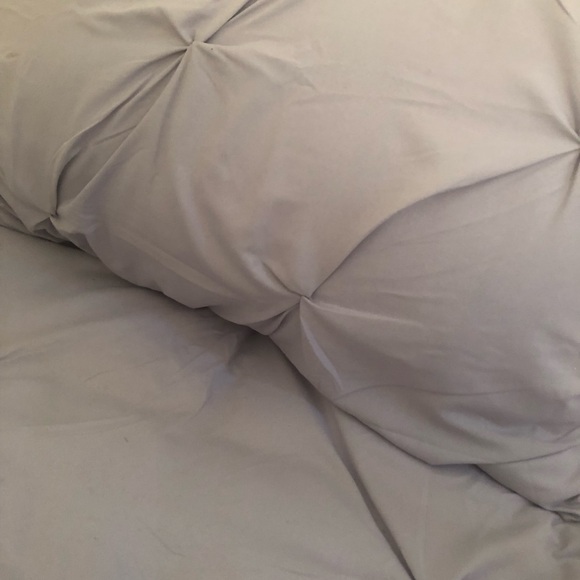 Reversible twin-xl comforter with sheet set, sham with pillow - Picture 5 of 5